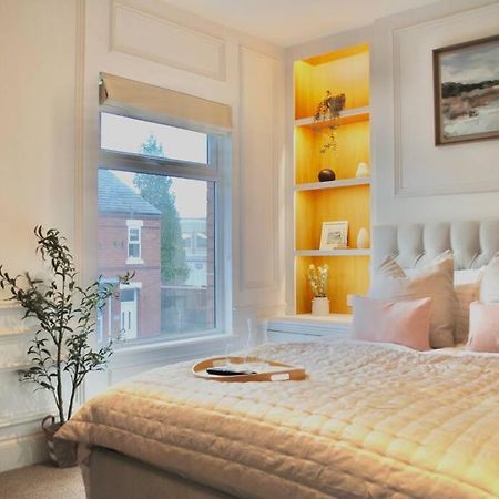 Cosy Renovated House In Warrington Villa Eksteriør bilde